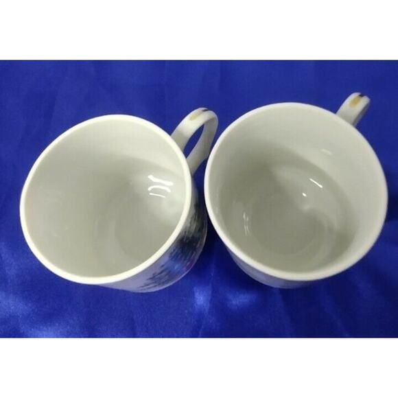 Lefton Hand Painted Gold Banded Christmas Tree Footed Holiday Mugs (Set of 2) - Picture 8 of 8